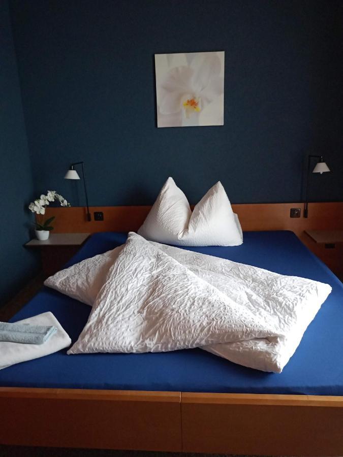 Lotzwil Hotel Restaurant Bad Gutenburg מראה חיצוני תמונה